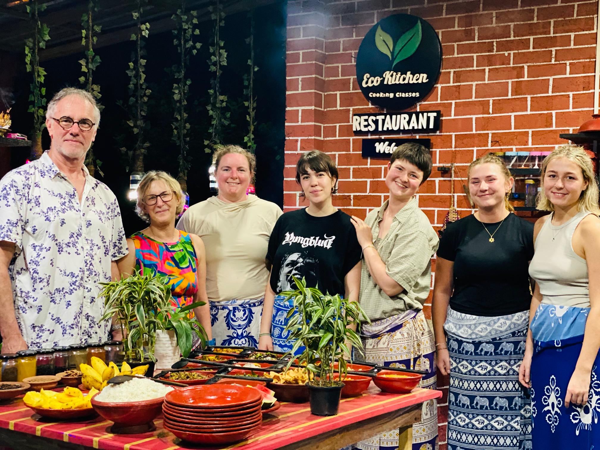 Sri Lankan Cooking Class in Sigiriya | Sigiri Serenity Hostel Experience